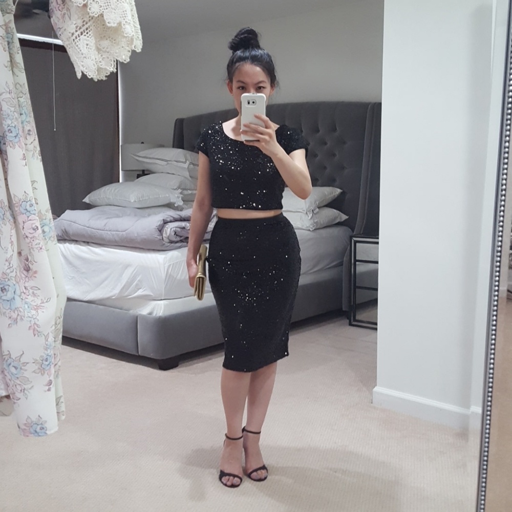 Express Sequin Crop & Skirt Set